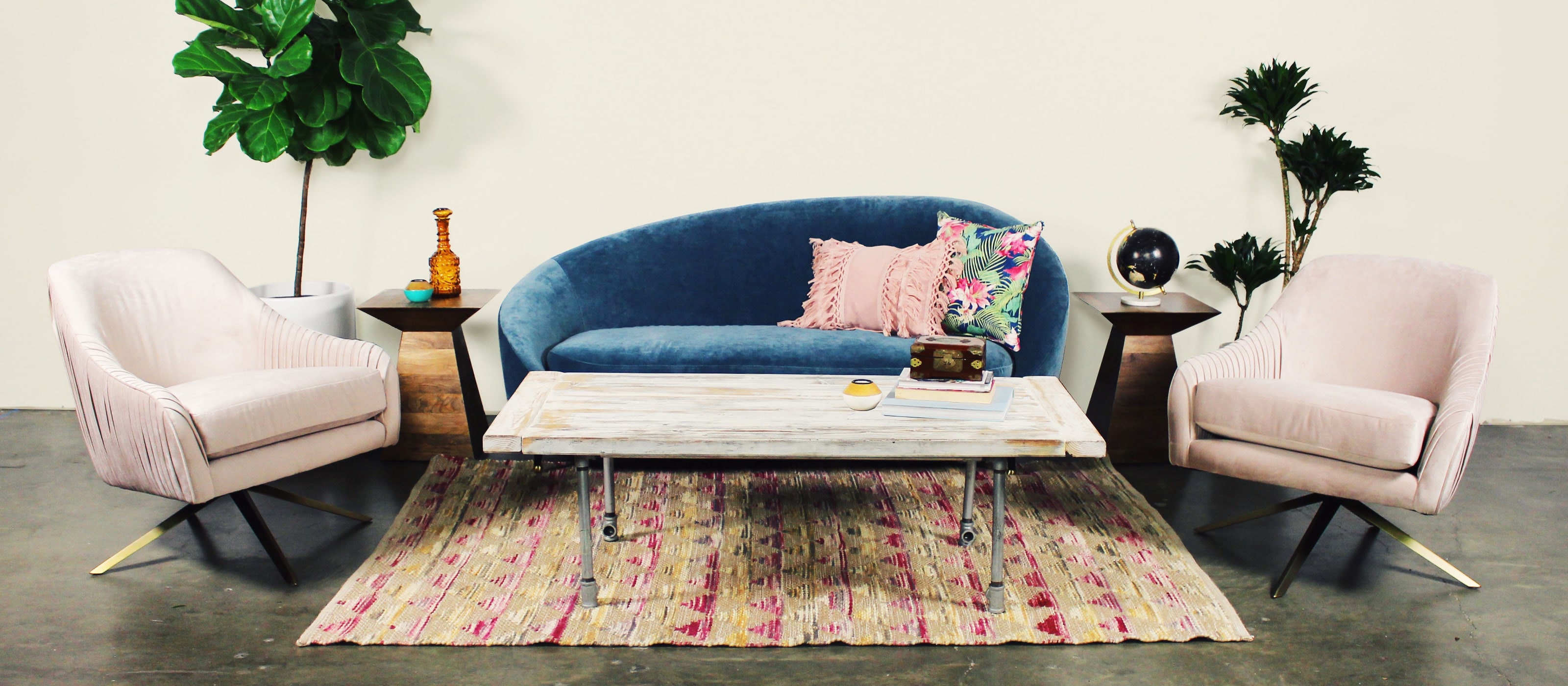 Header_Blue Sofa Lt Pink BG Header_Blue Sofa Lt Pink BG